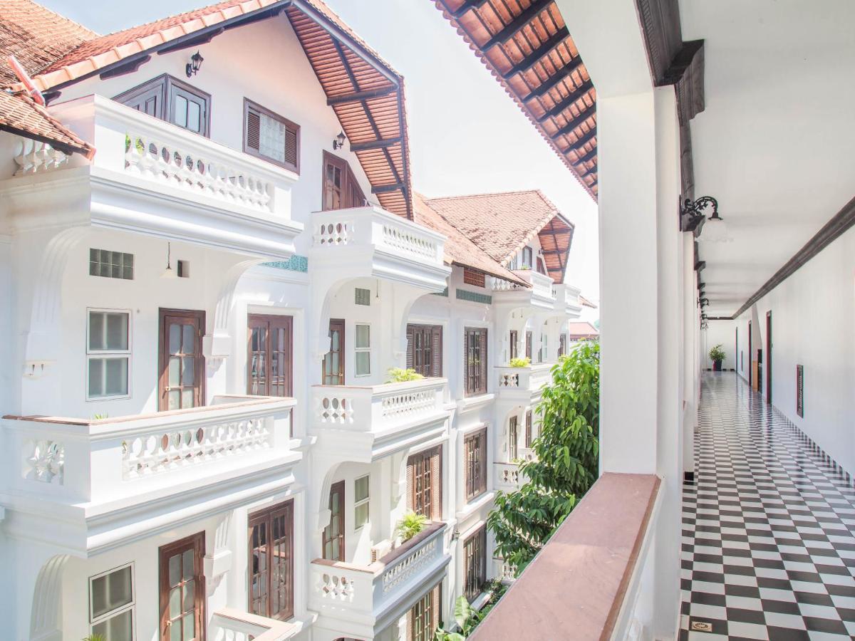 Chateau D'angkor La Hotel Siem Reap