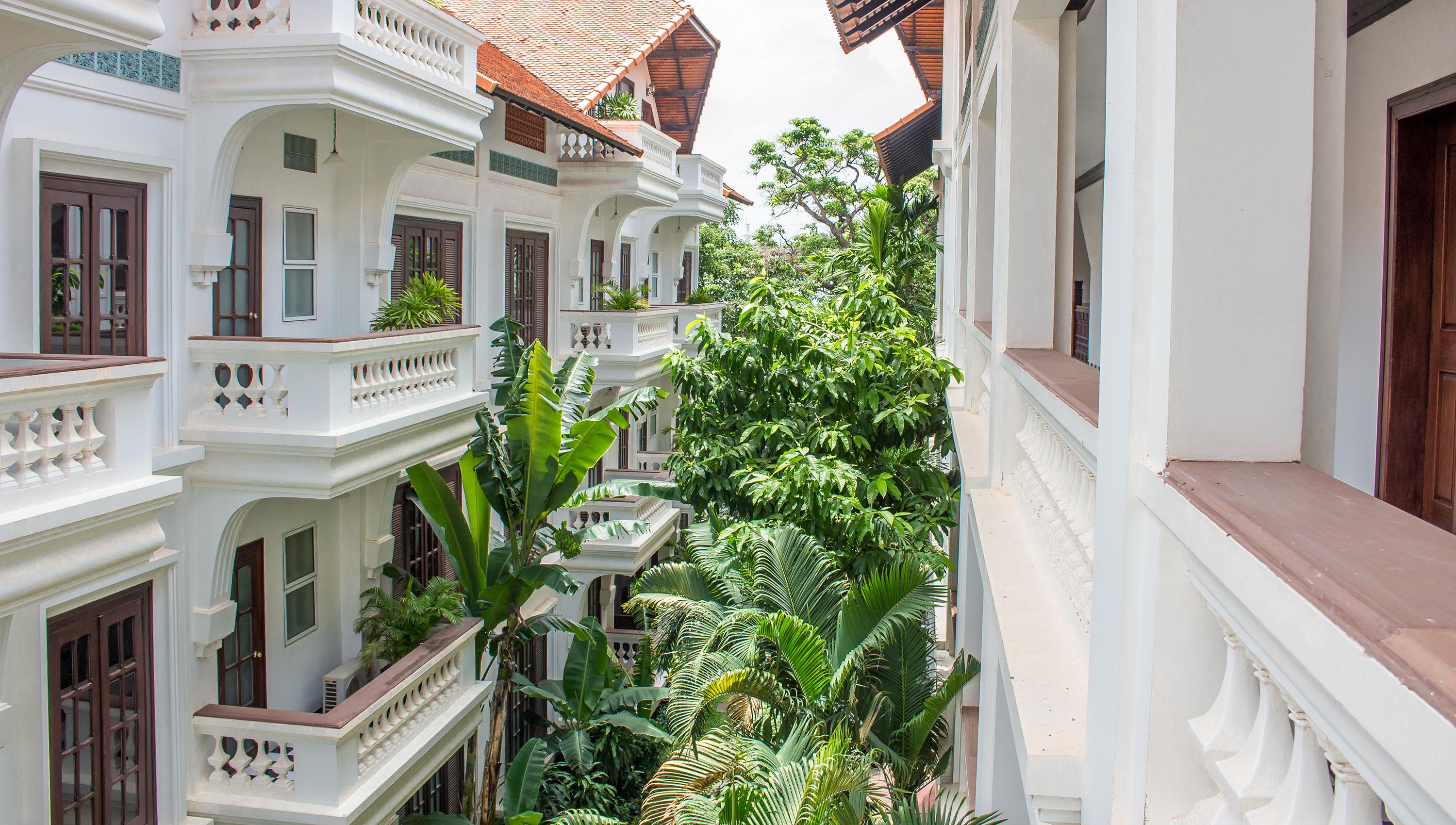 Chateau D'angkor La Khách sạn Siem Reap